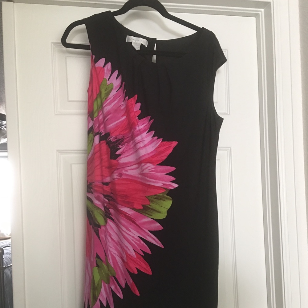 Cute shift dress - Picture 1 of 5
